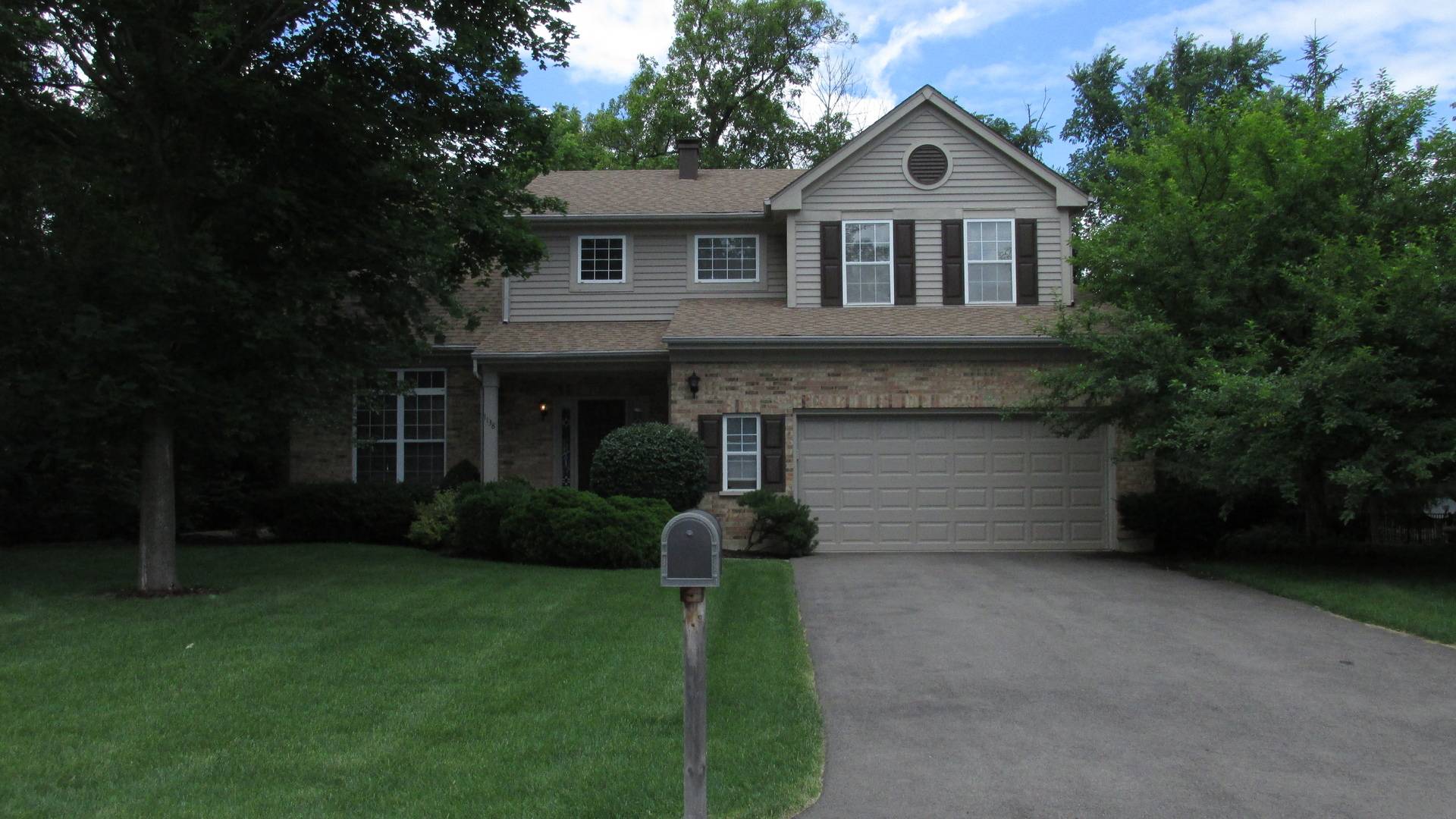 Bartlett, IL 60103,1138 Locust CT