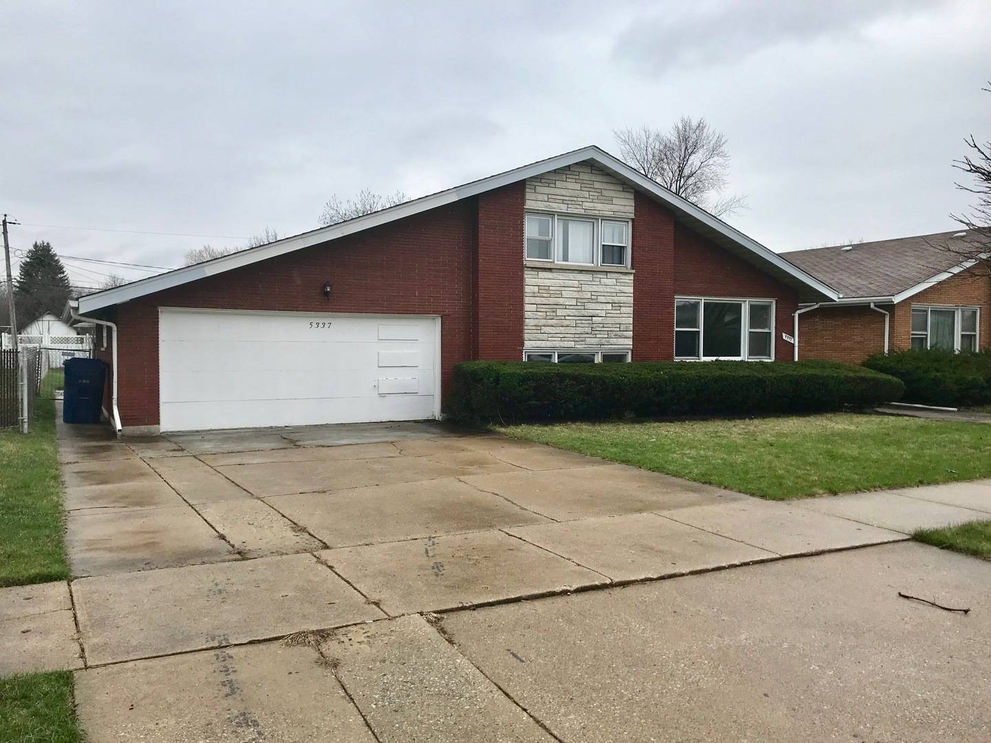 Oak Lawn, IL 60453,5337 Avery PL