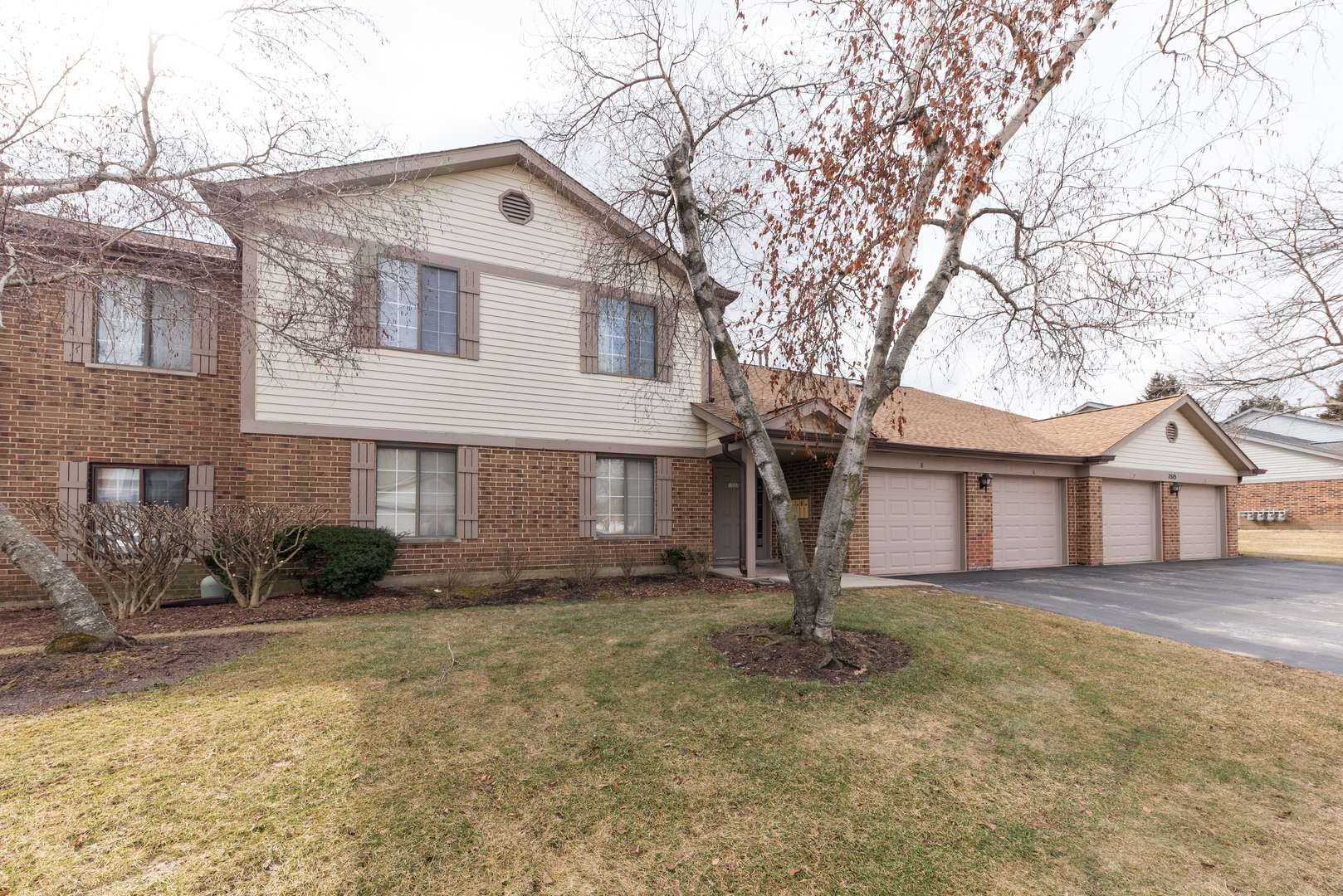 Arlington Heights, IL 60004,1515 W Partridge LN #5