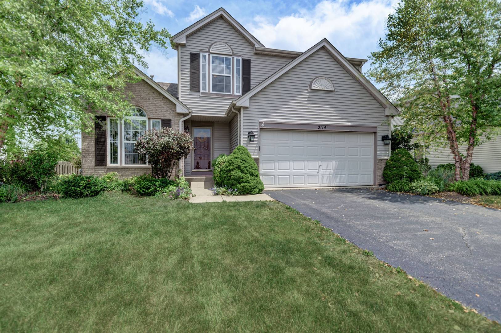 Plainfield, IL 60586,2114 Beldon CT