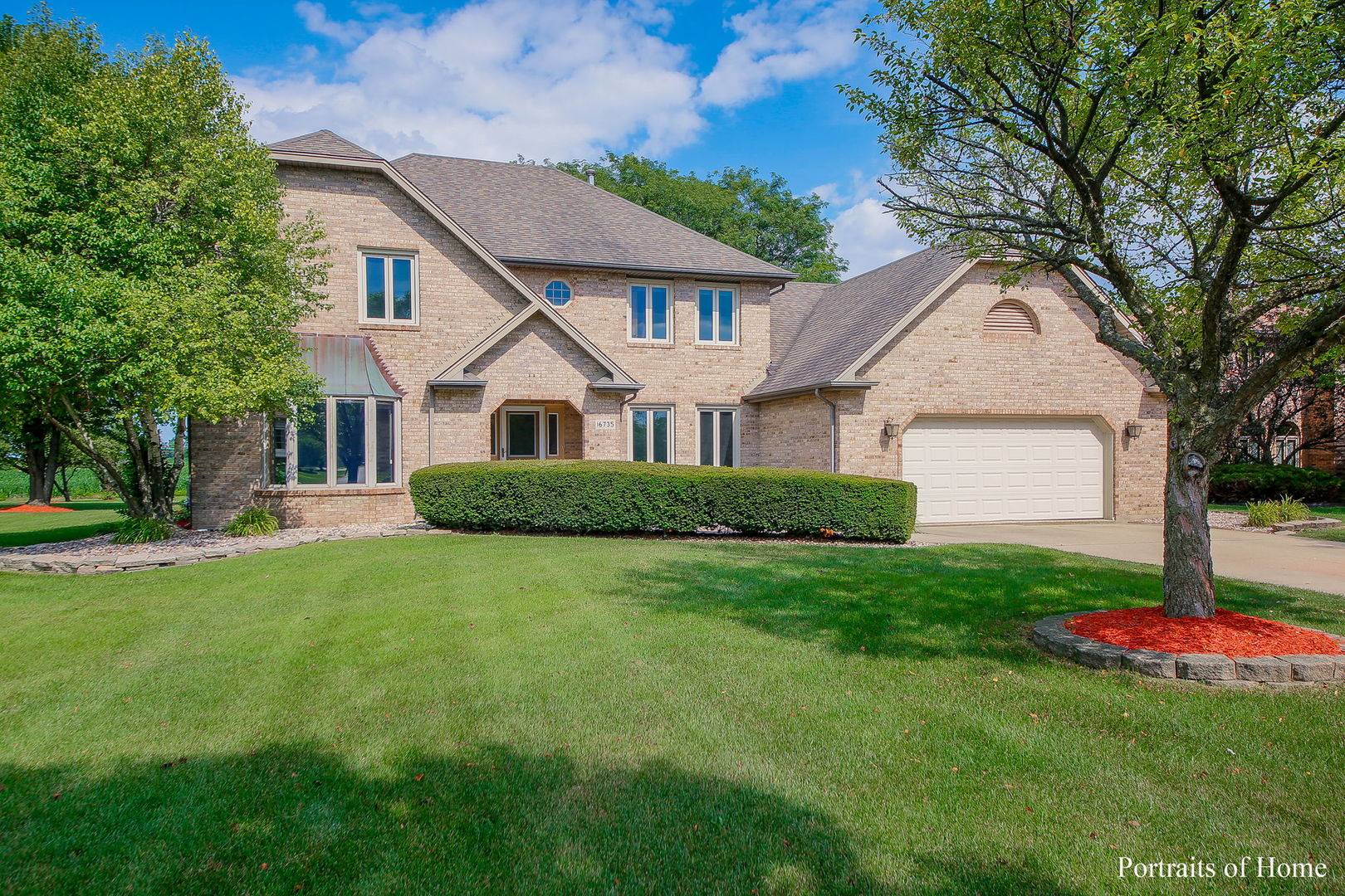 Homer Glen, IL 60491,16735 Meadowcrest DR