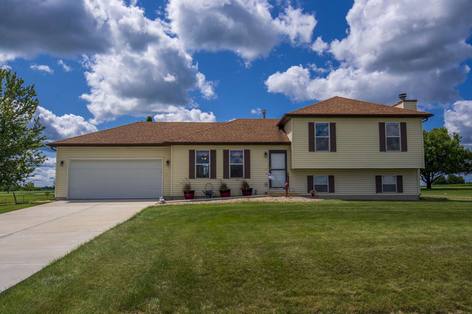 Sheridan, IL 60551,2710 N 3764th RD