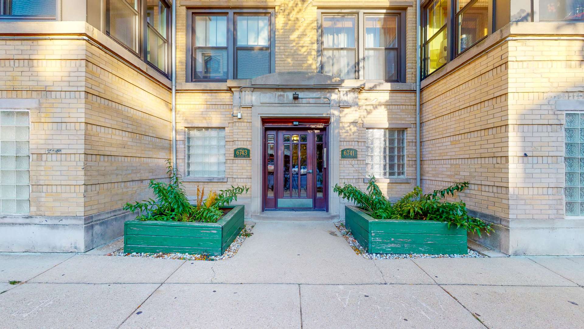 Chicago, IL 60626,6743 N Sheridan RD #3N