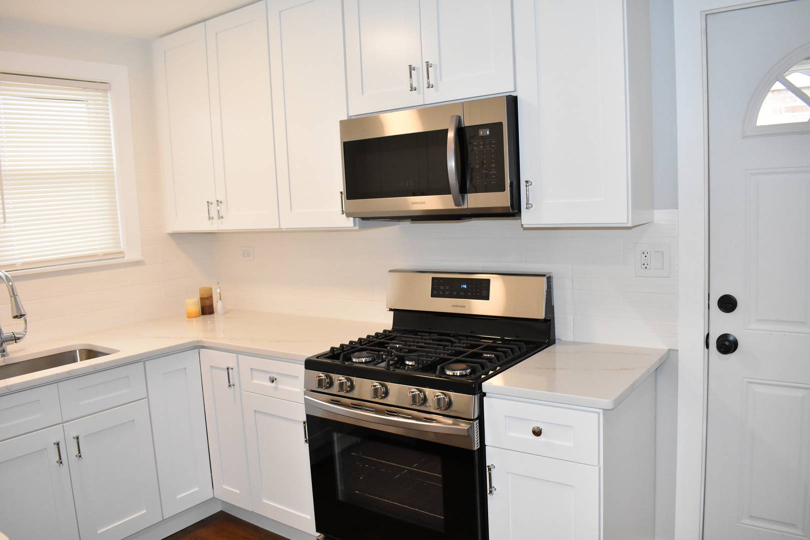 Bellwood, IL 60104,116 EASTERN AVE