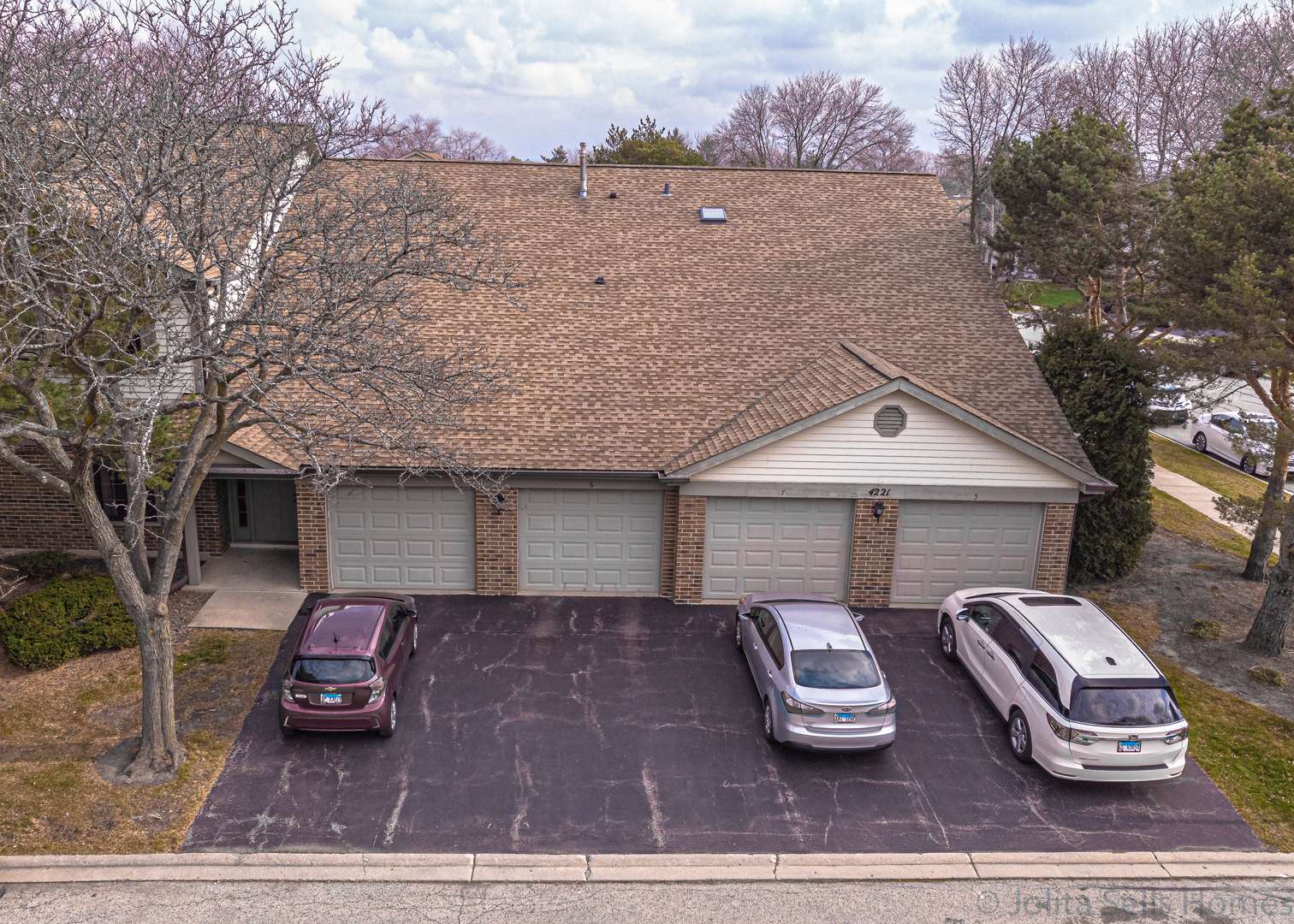 Arlington Heights, IL 60004,4221 N Pheasant Trail CT #5