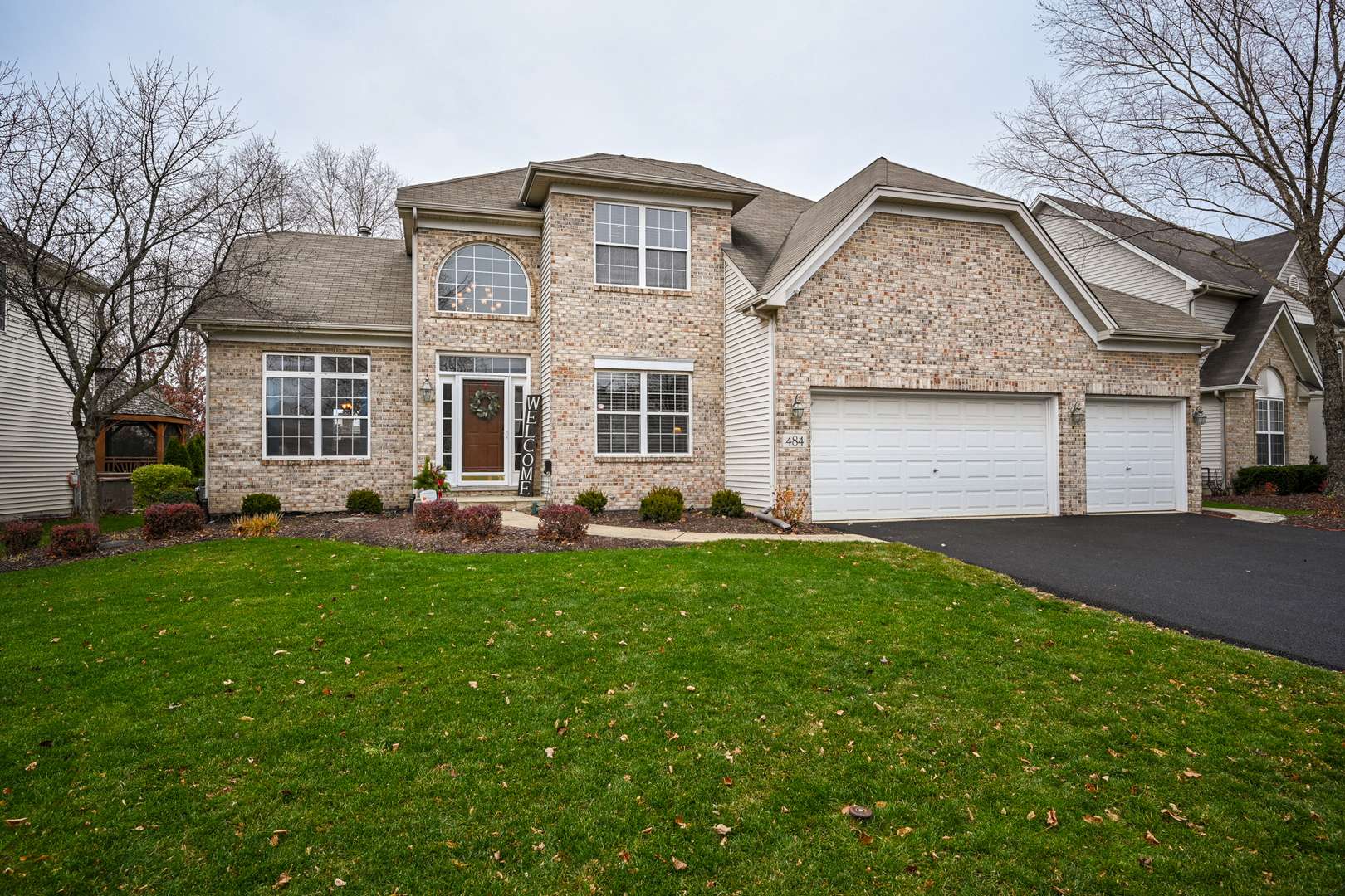 South Elgin, IL 60177,484 Carriage WAY