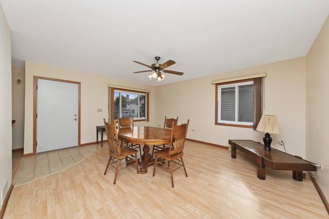 Downers Grove, IL 60515,4530 Roslyn RD