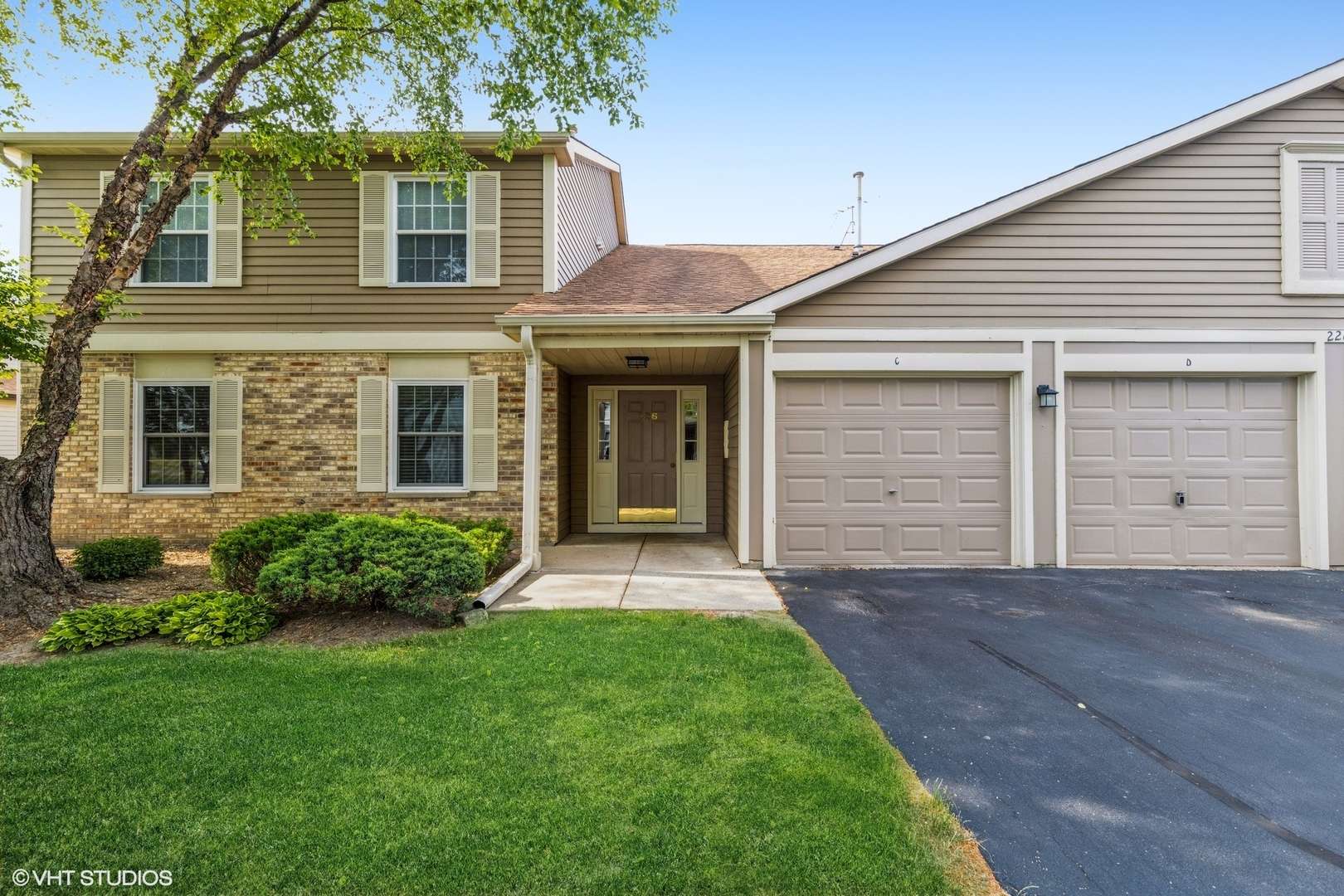 Wauconda, IL 60084,226 Brett CIR #D