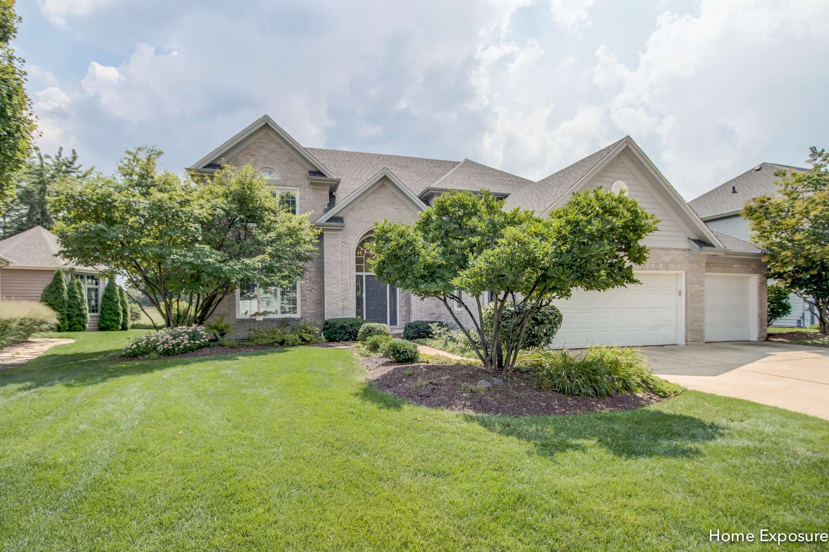 Aurora, IL 60502,2353 Brookwood CT