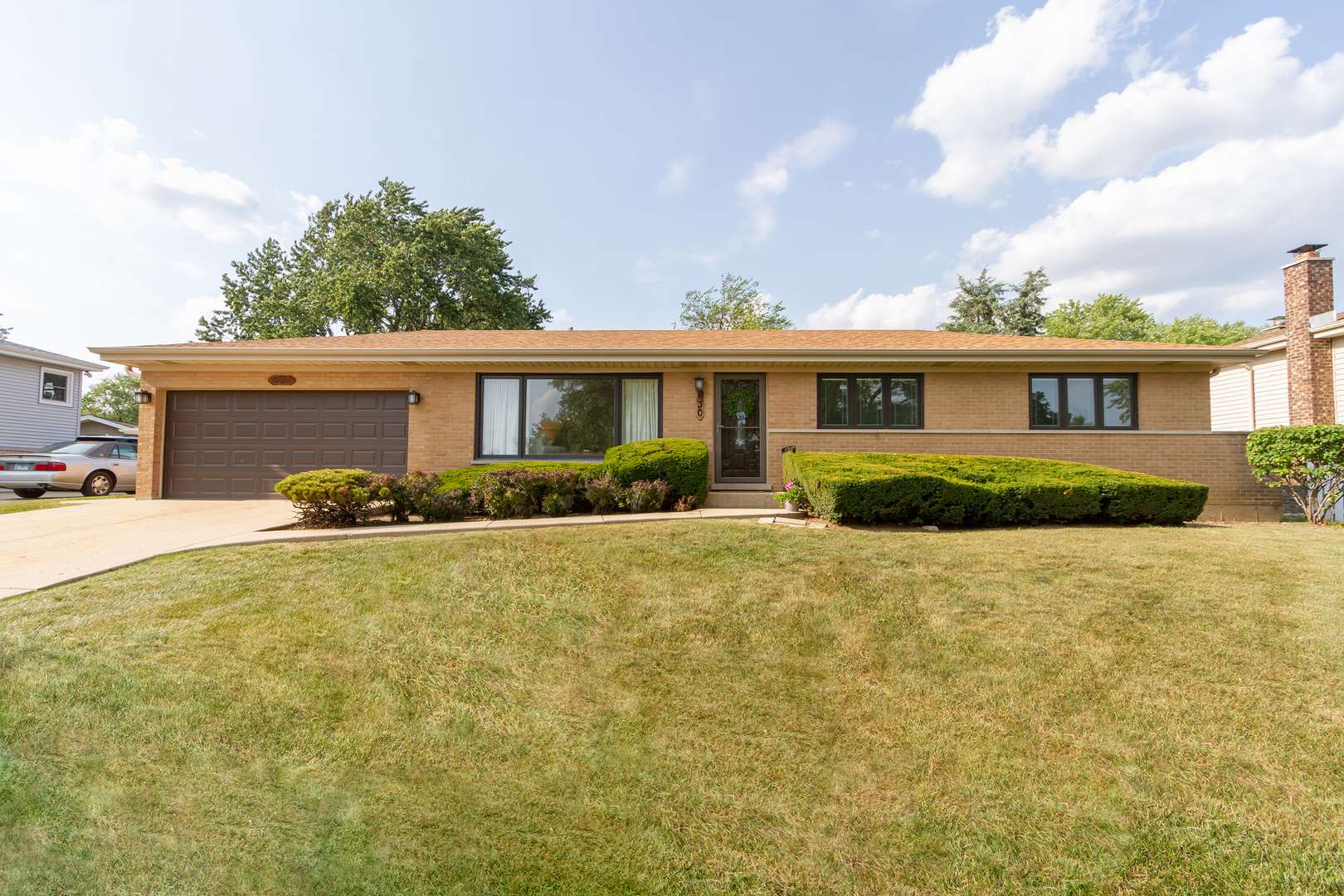 Schaumburg, IL 60193,630 Merlin DR