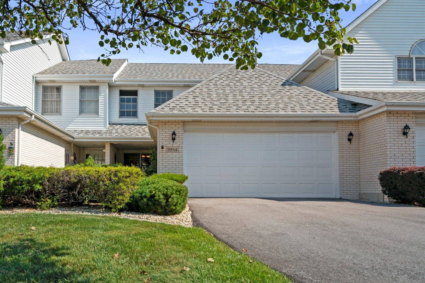 Orland Park, IL 60462,9934 Constitution CT