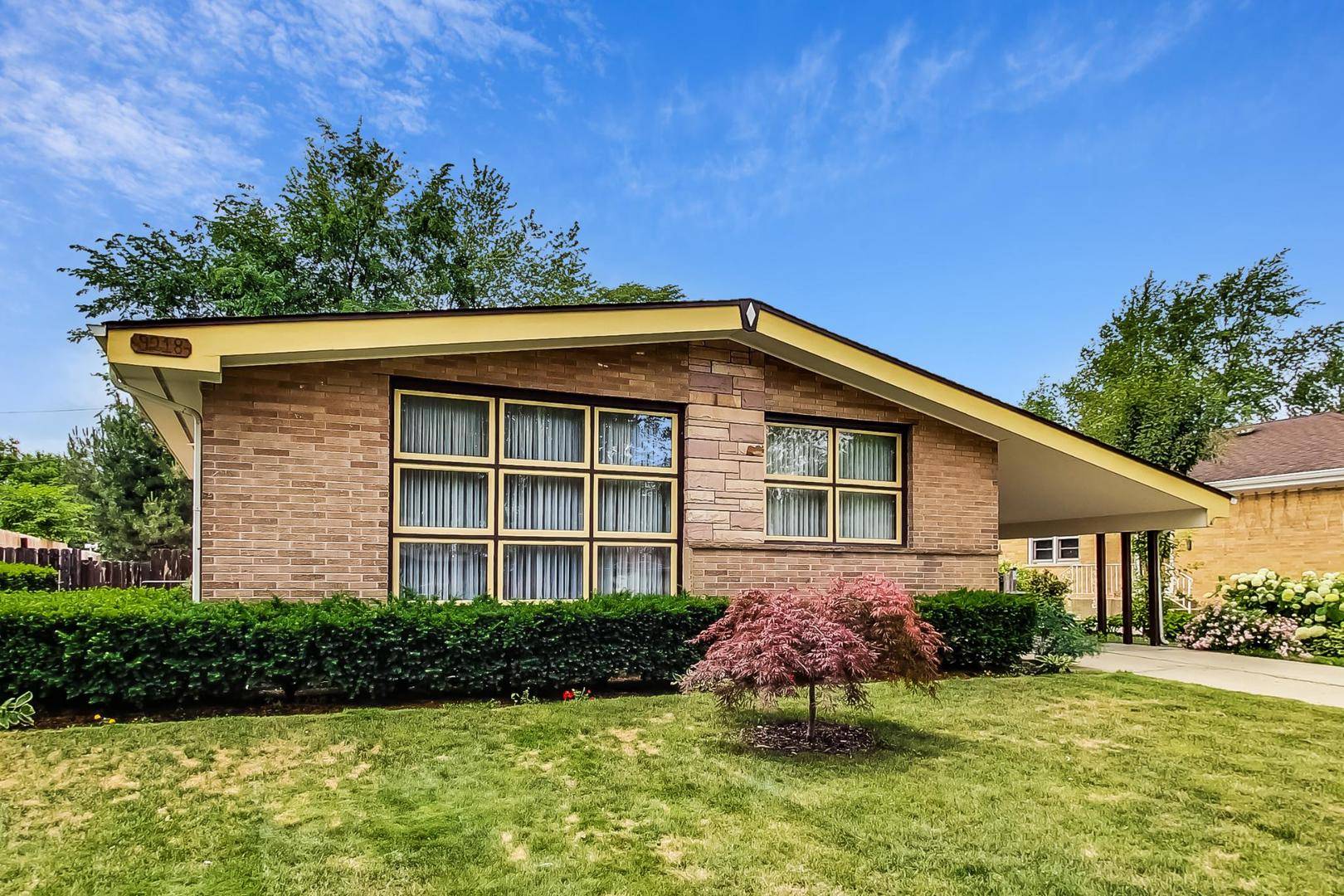 Morton Grove, IL 60053,9218 Parkside AVE