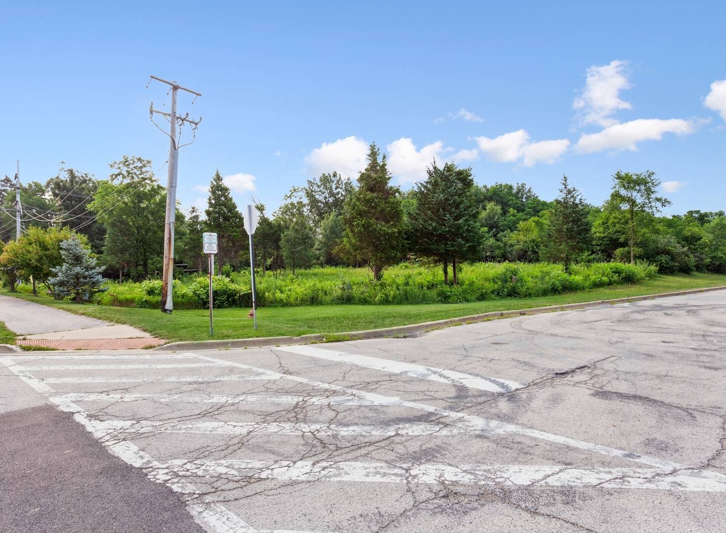 Downers Grove, IL 60516,8301 Main ST