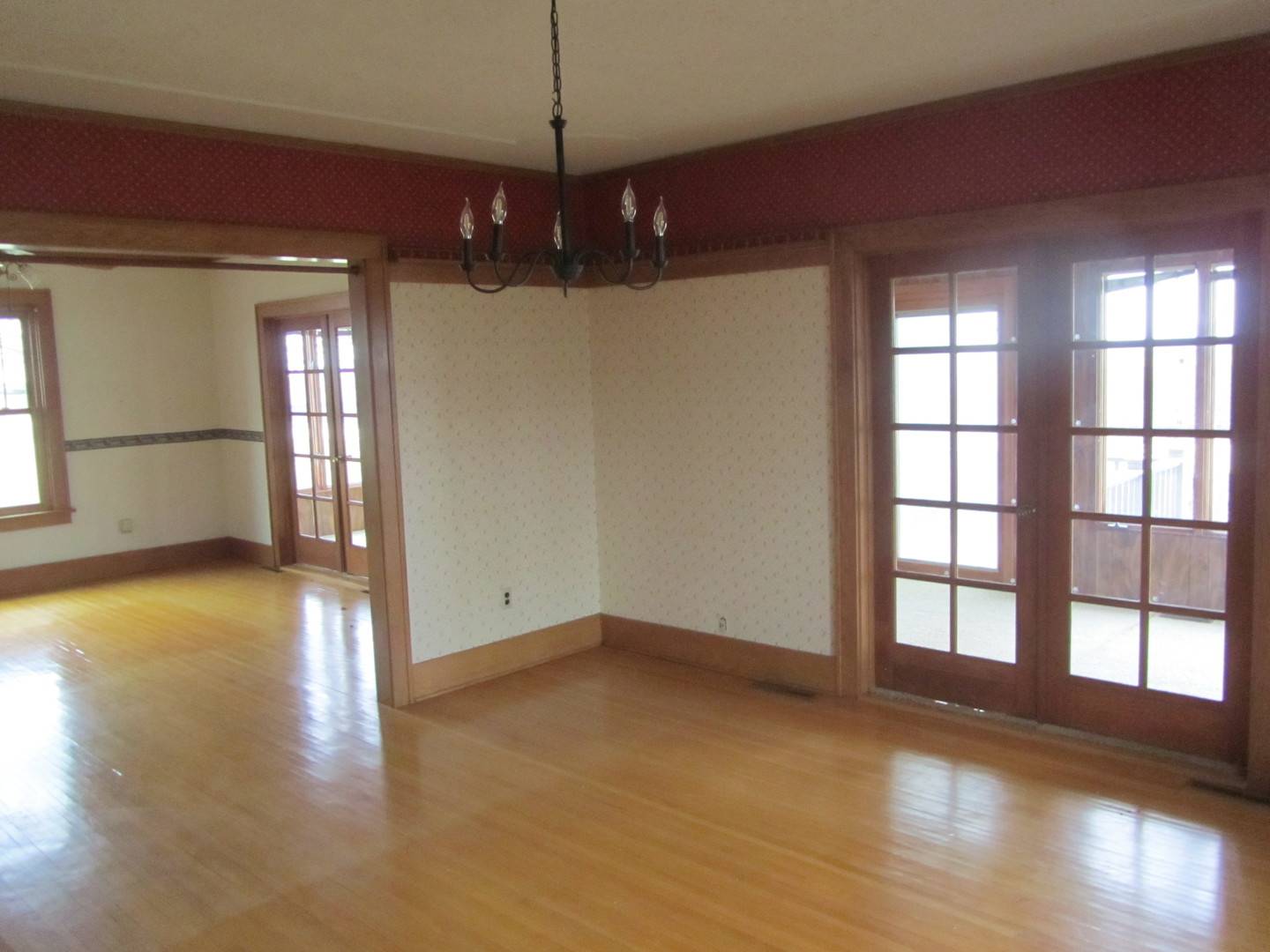 Earlville, IL 60518,1039 N 45th RD