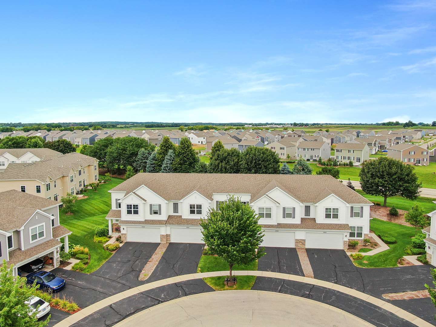 Pingree Grove, IL 60140,Address not disclosed