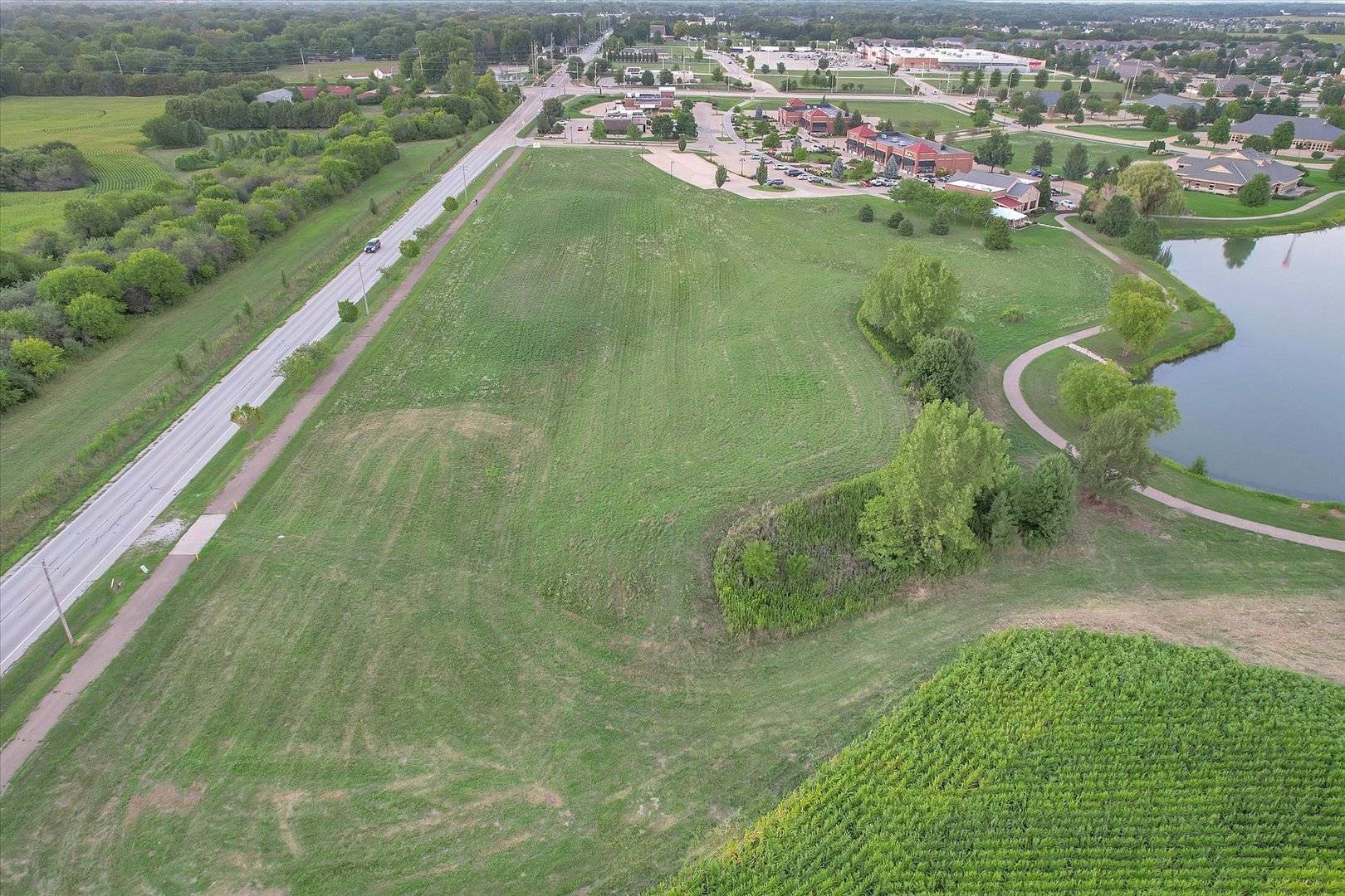 Urbana, IL 61802,2810 Philo RD