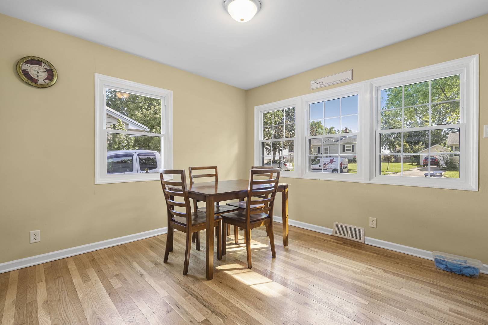 Dekalb, IL 60115,433 S 11th ST