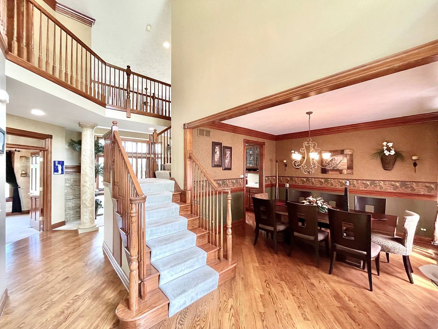 South Elgin, IL 60177,740 Cole DR