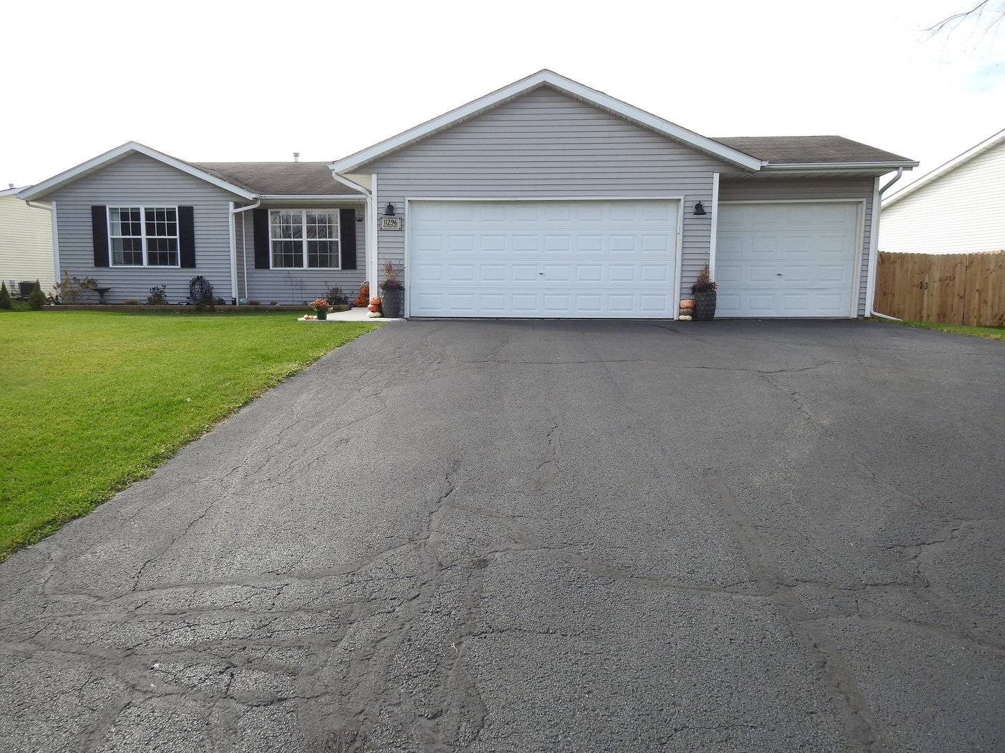 Roscoe, IL 61073,11296 Valerian WAY