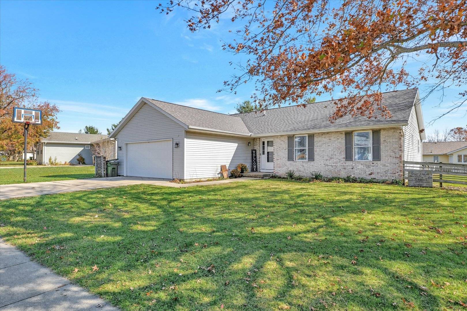 Mahomet, IL 61853,1204 S CENTER ST