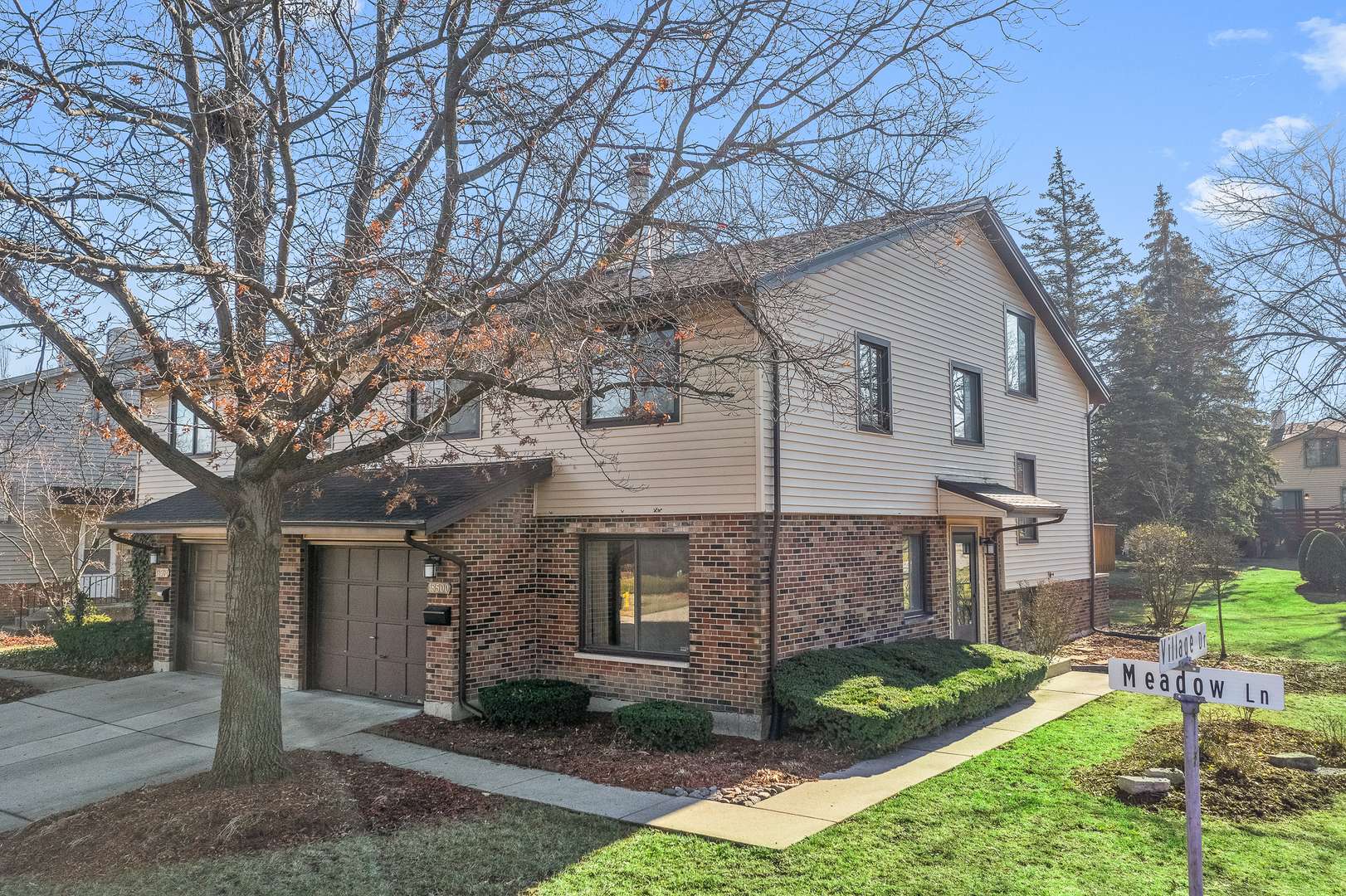 Hazel Crest, IL 60429,18500 Meadow LN