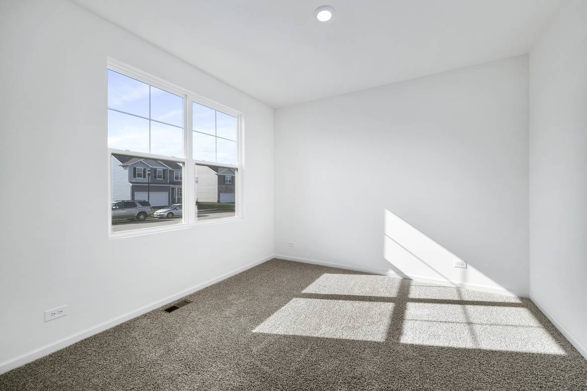 Pingree Grove, IL 60140,1632 Hollow Tree LN