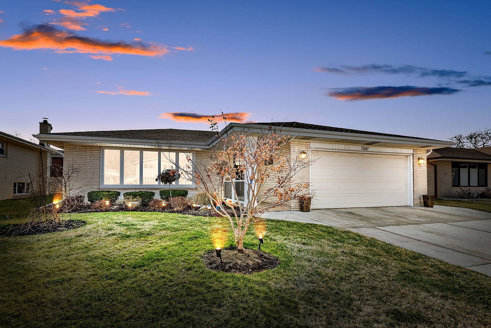 Morton Grove, IL 60053,7647 W Church ST