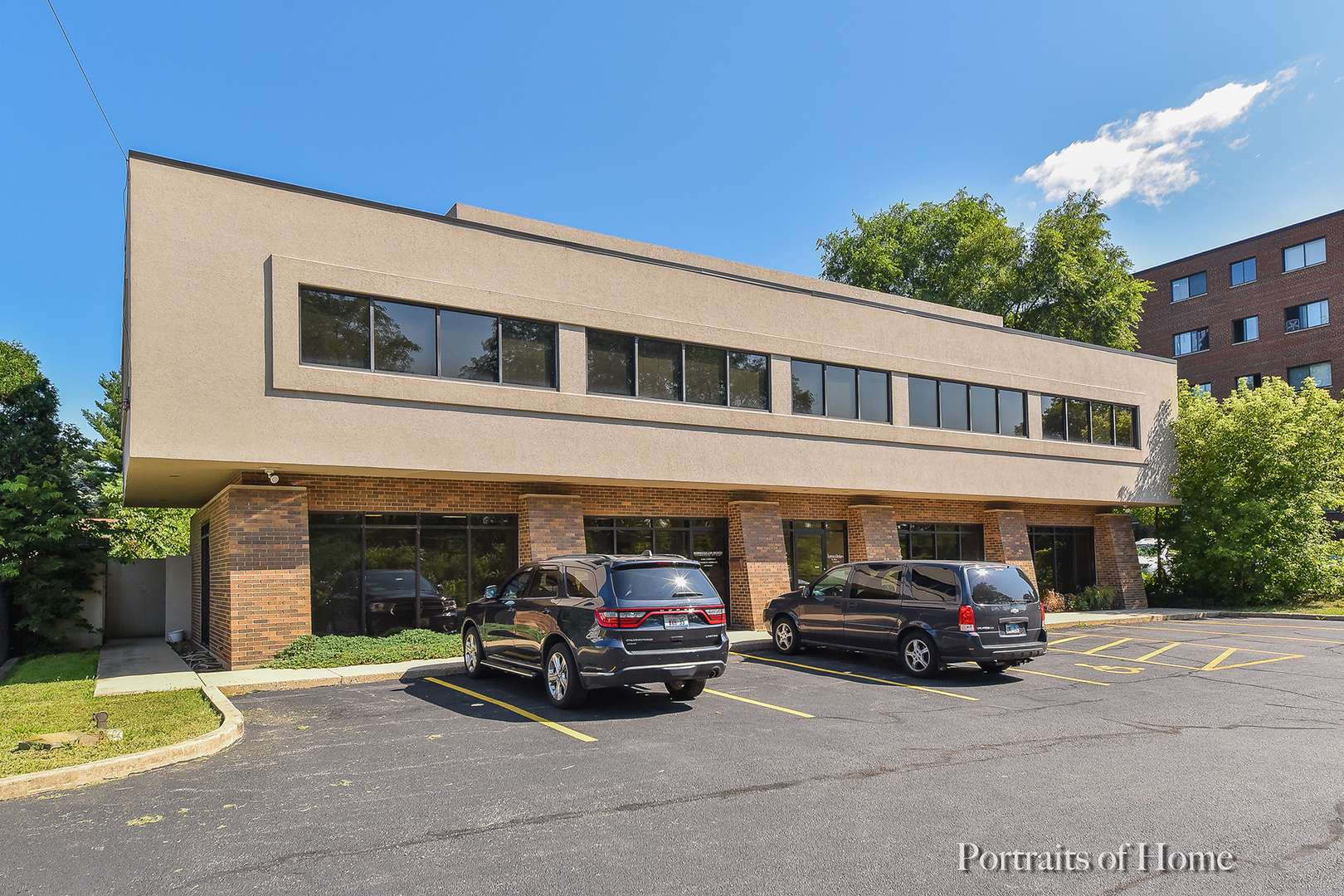 Glen Ellyn, IL 60137,364 Pennsylvania AVE #2-5