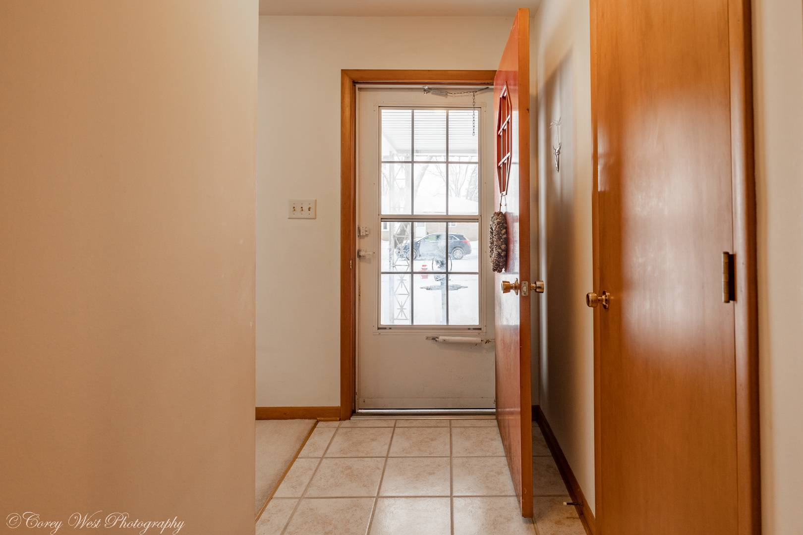 Dekalb, IL 60115,1817 Judy LN