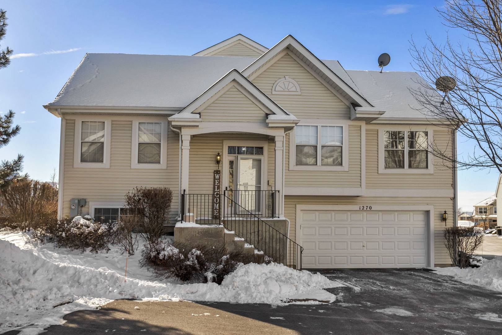 Pingree Grove, IL 60140,1270 Derry LN