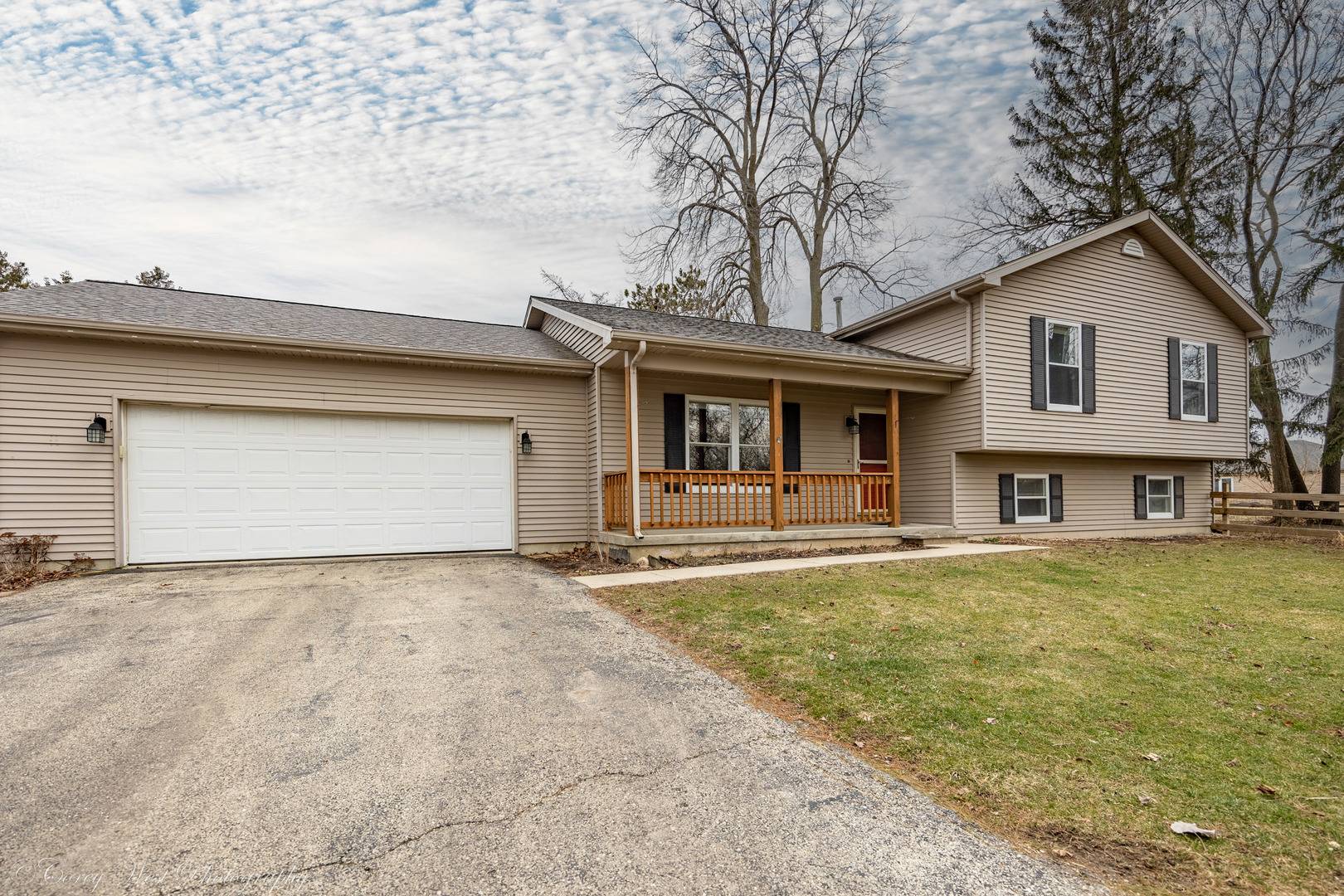 Dekalb, IL 60115,1419 Elmwood AVE