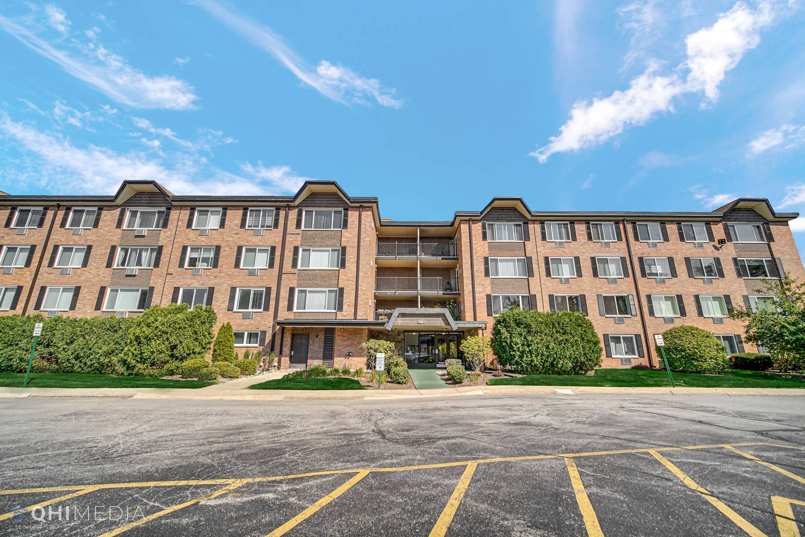 Arlington Heights, IL 60005,1227 S OLD WILKE RD #12-407