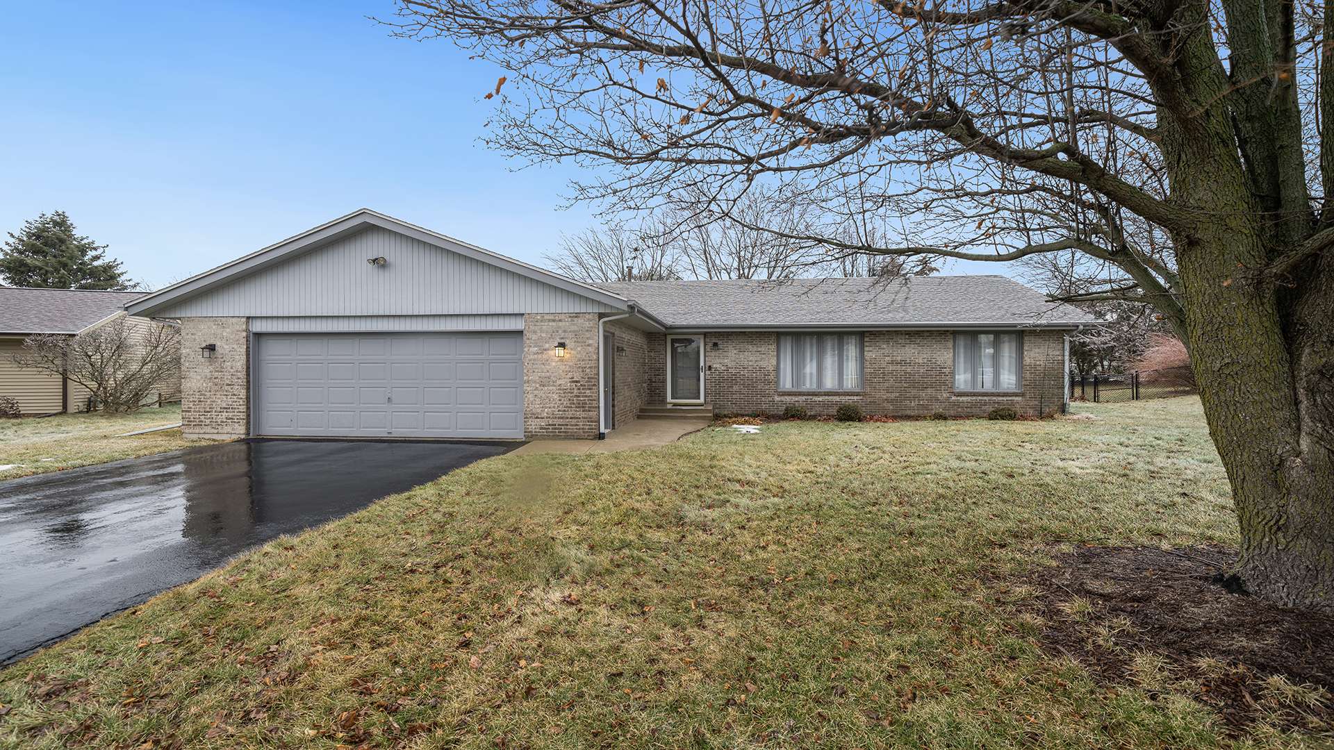 Loves Park, IL 61111,6274 Renaissance DR