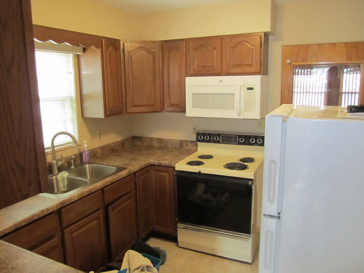 Dekalb, IL 60115,309 E Sunset PL