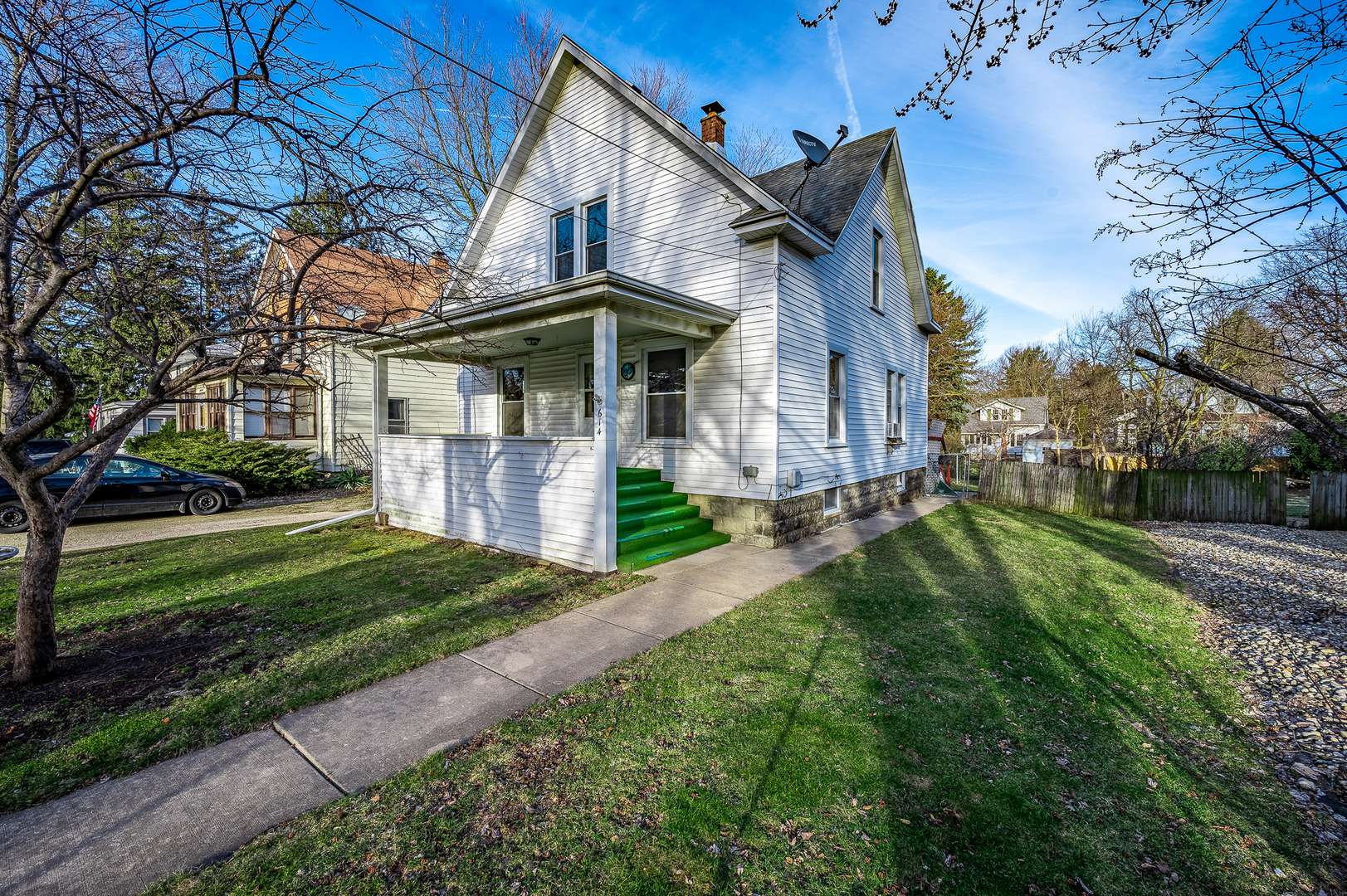 Dekalb, IL 60115,614 N 9th ST