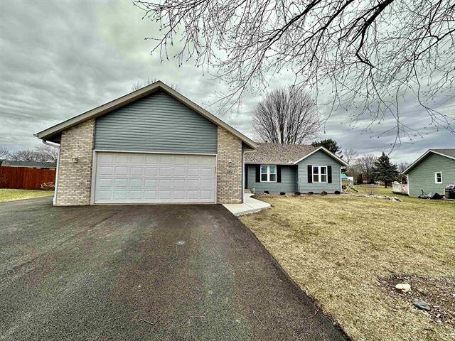 Winnebago, IL 61088,501 Dickerson DR