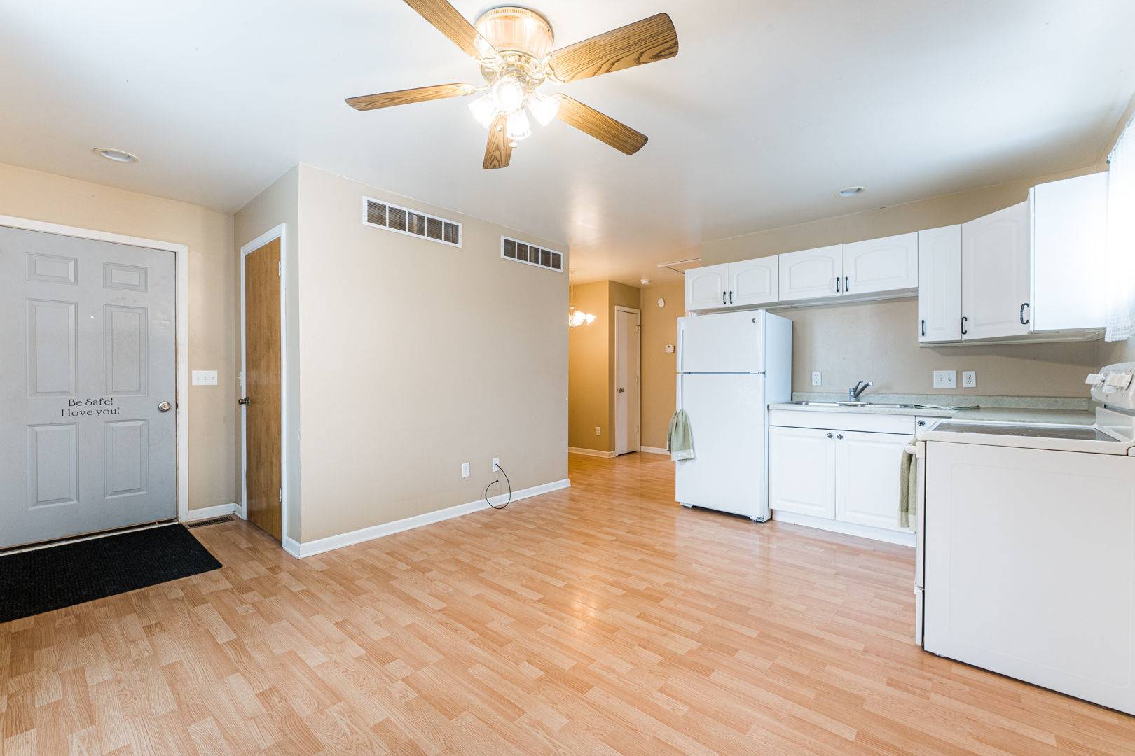 Dekalb, IL 60115,524 Charter ST