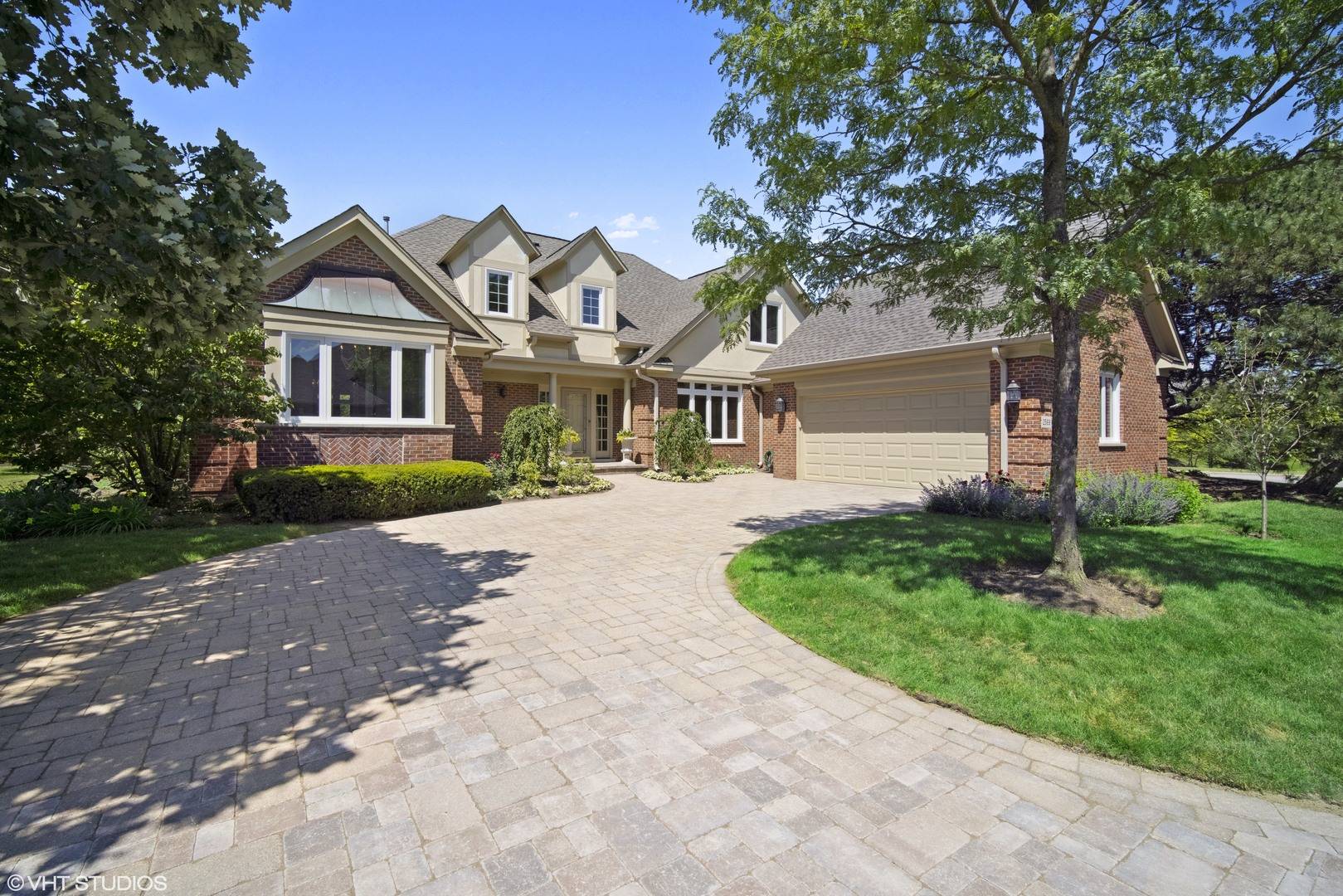 Northbrook, IL 60062,2568 Chedworth CT