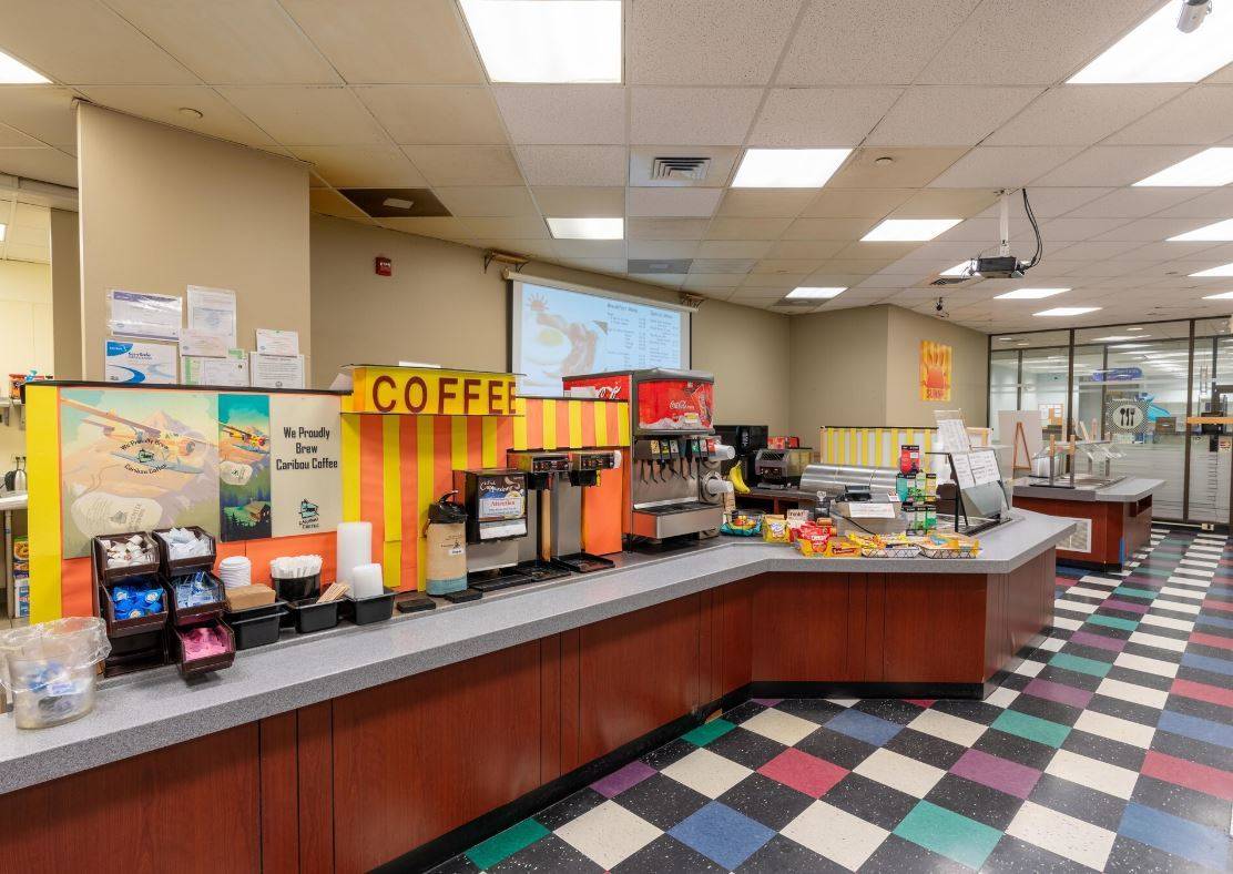Skokie, IL 60076,4709-4711 Golf RD