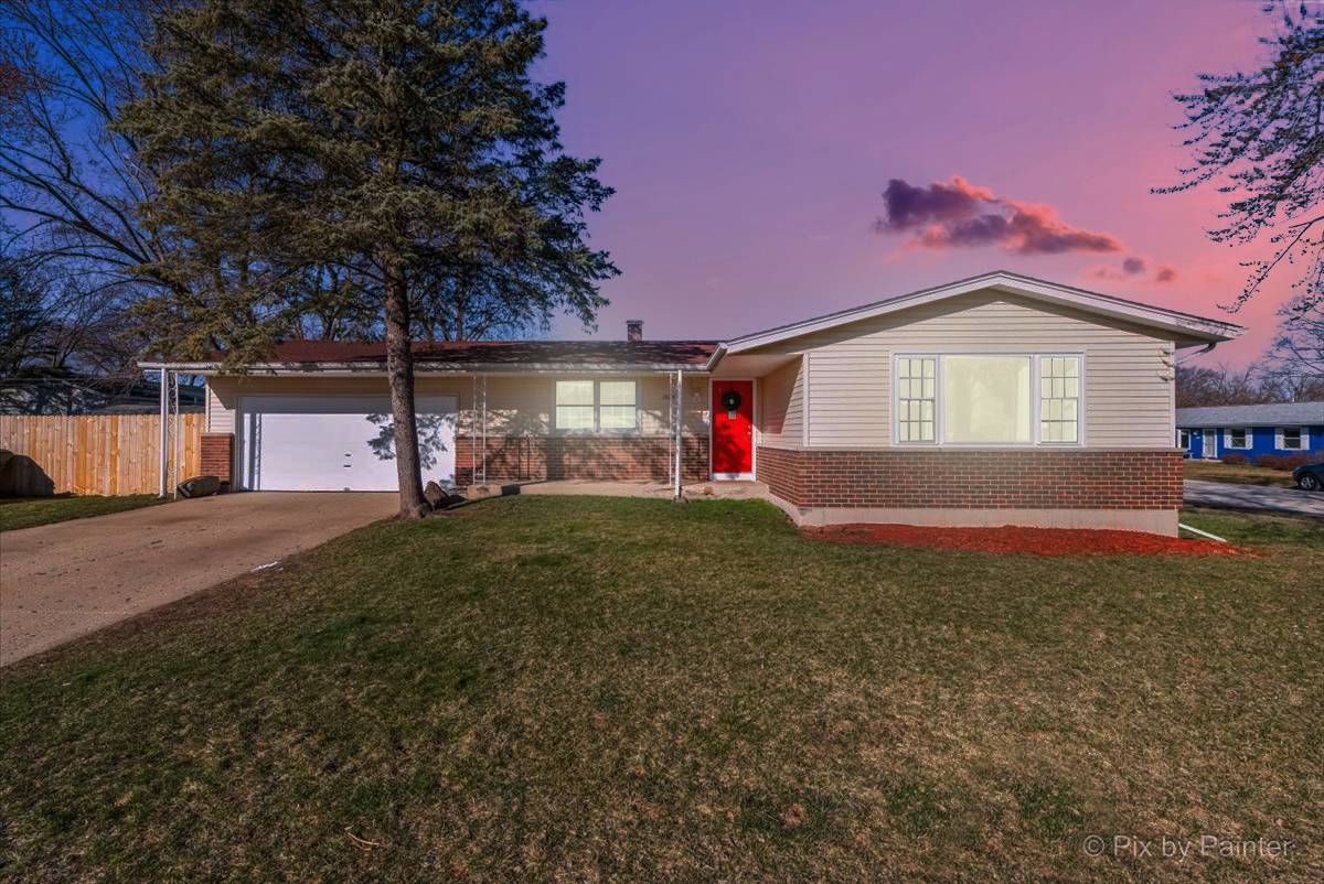 South Elgin, IL 60177,1024 Mark ST