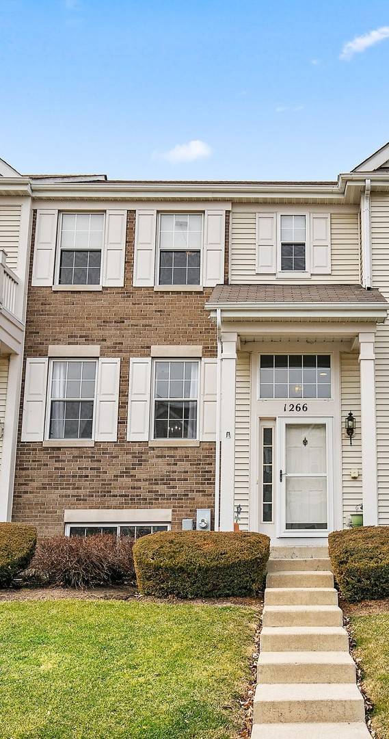 Pingree Grove, IL 60140,1266 Derry LN