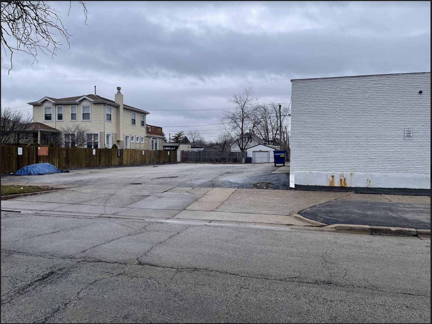 Lyons, IL 60534,7740 43rd ST