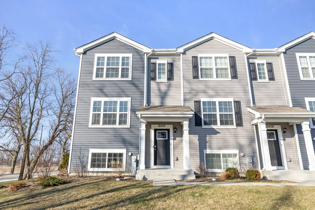 Pingree Grove, IL 60140,2510 Alison AVE