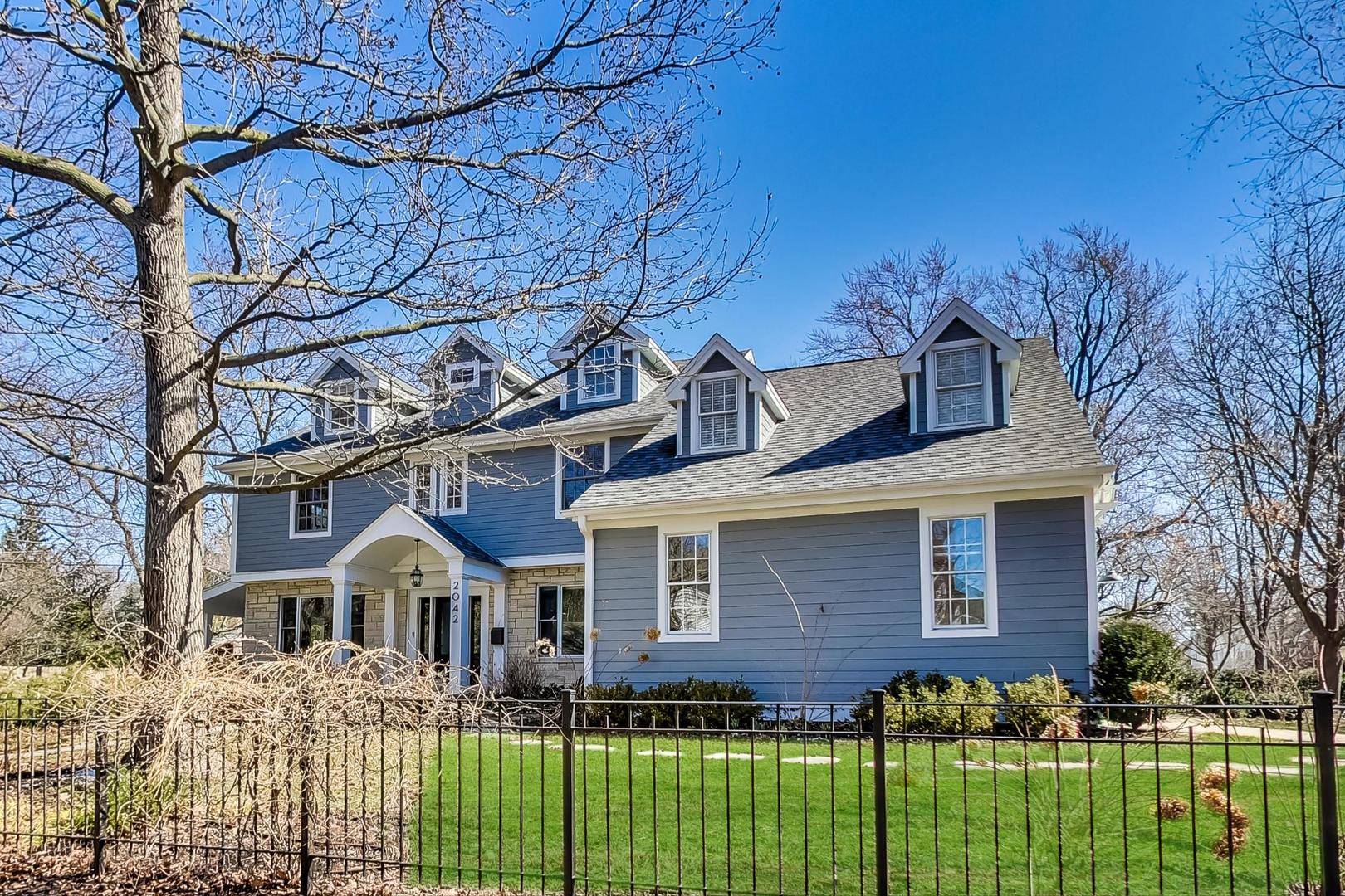 Wilmette, IL 60091,2042 Beechwood AVE