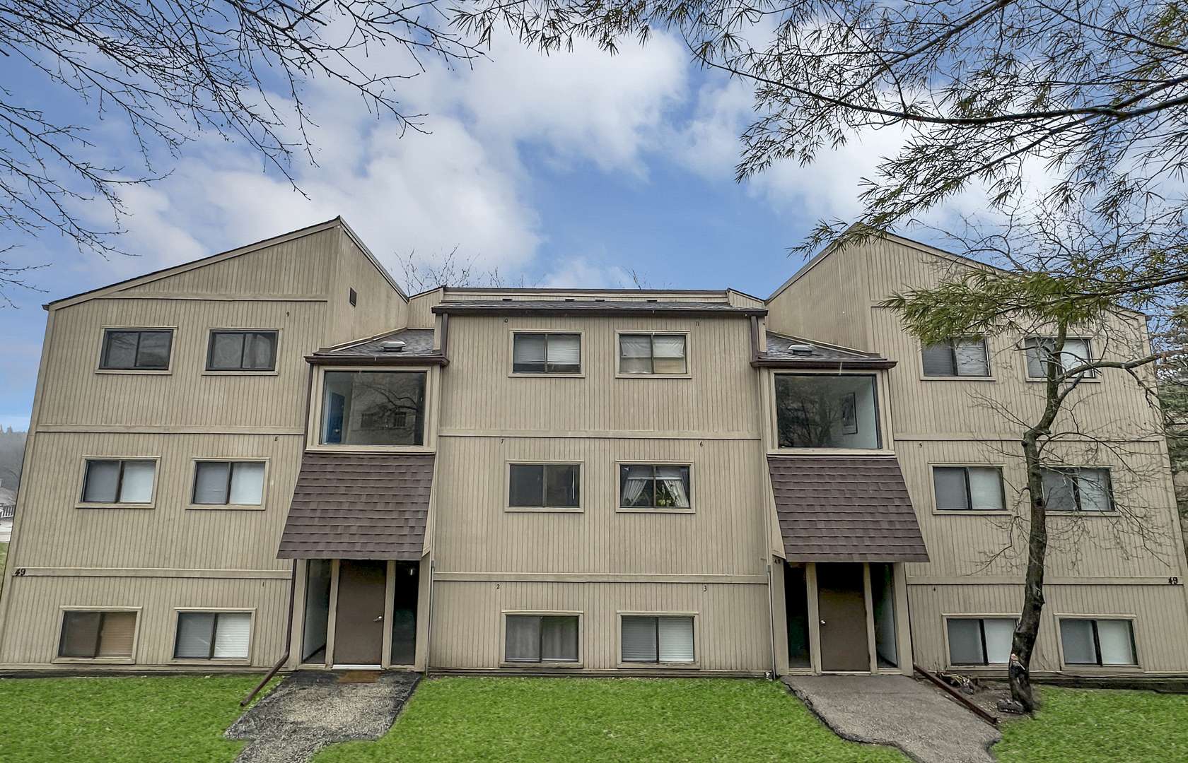 Fox Lake, IL 60020,49 Oak Hill Colony #2