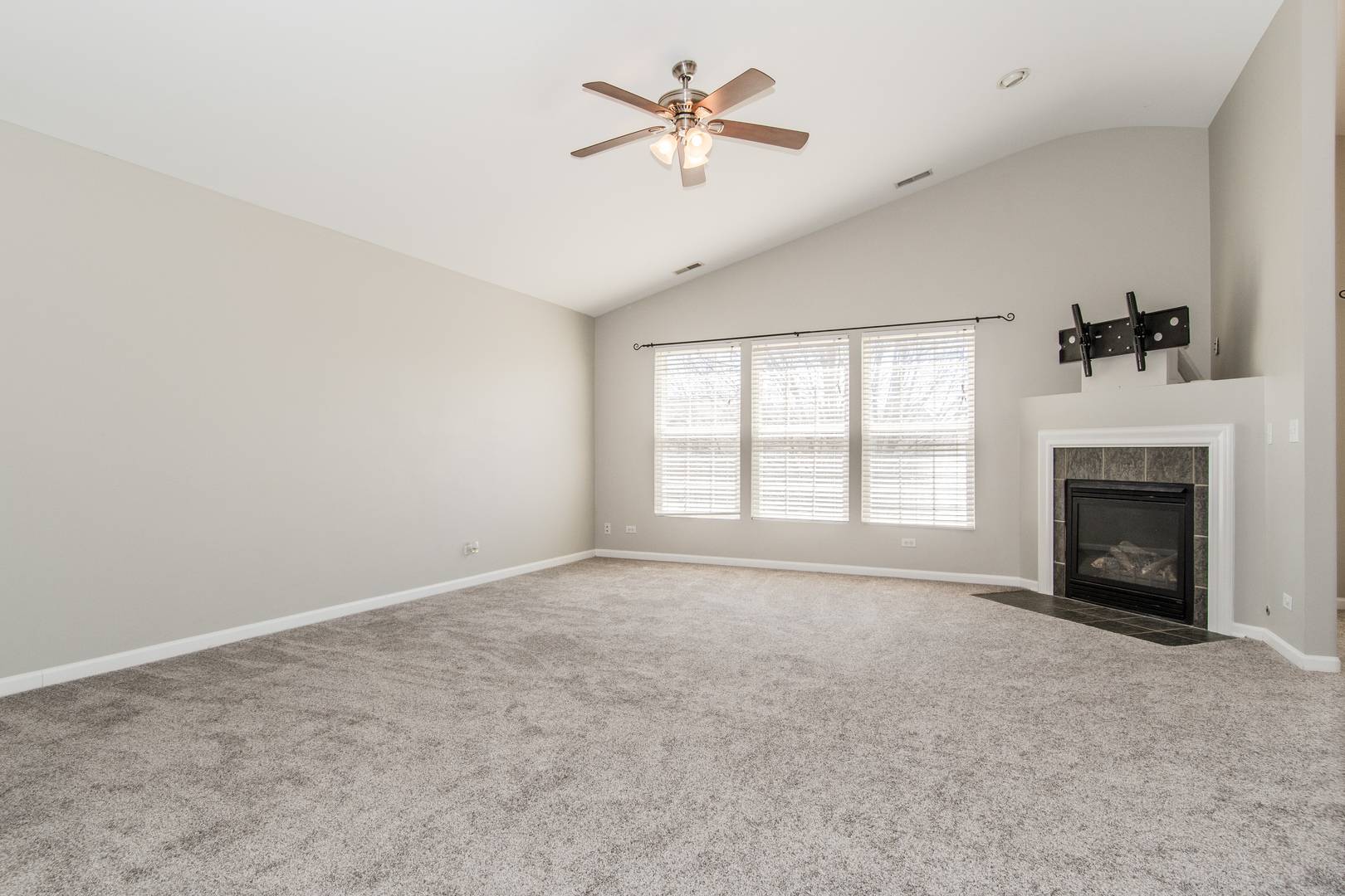 Aurora, IL 60502,3132 Ollerton AVE