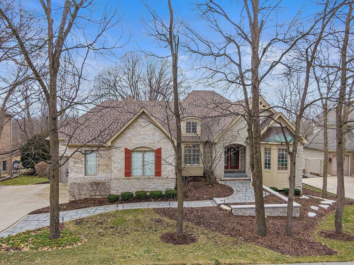 South Elgin, IL 60177,871 RESERVE CT