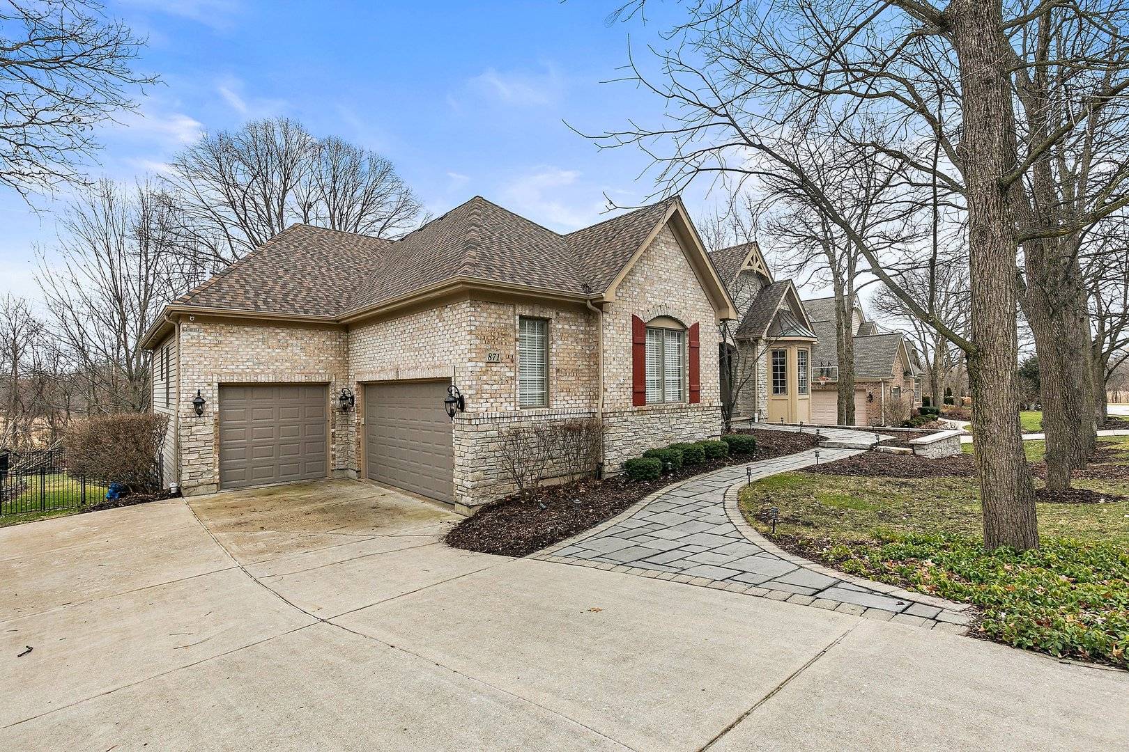 South Elgin, IL 60177,871 RESERVE CT