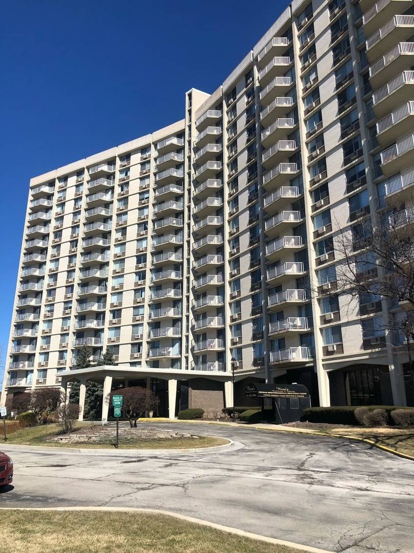Oak Brook, IL 60523,40 N Tower RD #1F