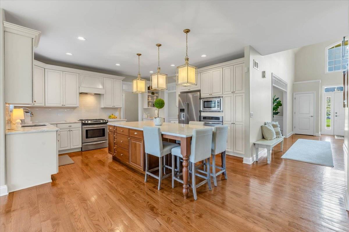 Plainfield, IL 60585,12130 Red Clover LN